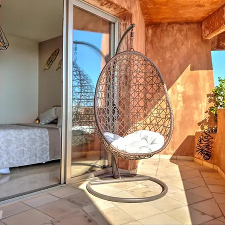 Апартаменты Guehebey Ocean View