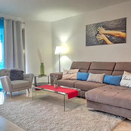 Апартаменты Guehebey Ocean View *